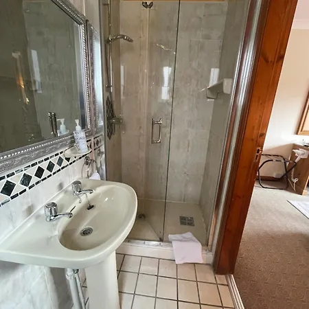 Ardawn House فندق مبيت وإفطار 5*