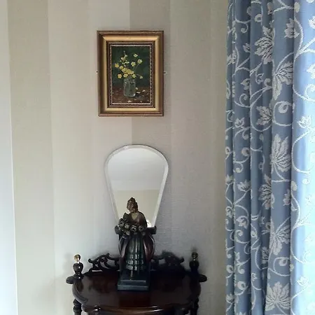 Bed & Breakfast Ardawn House